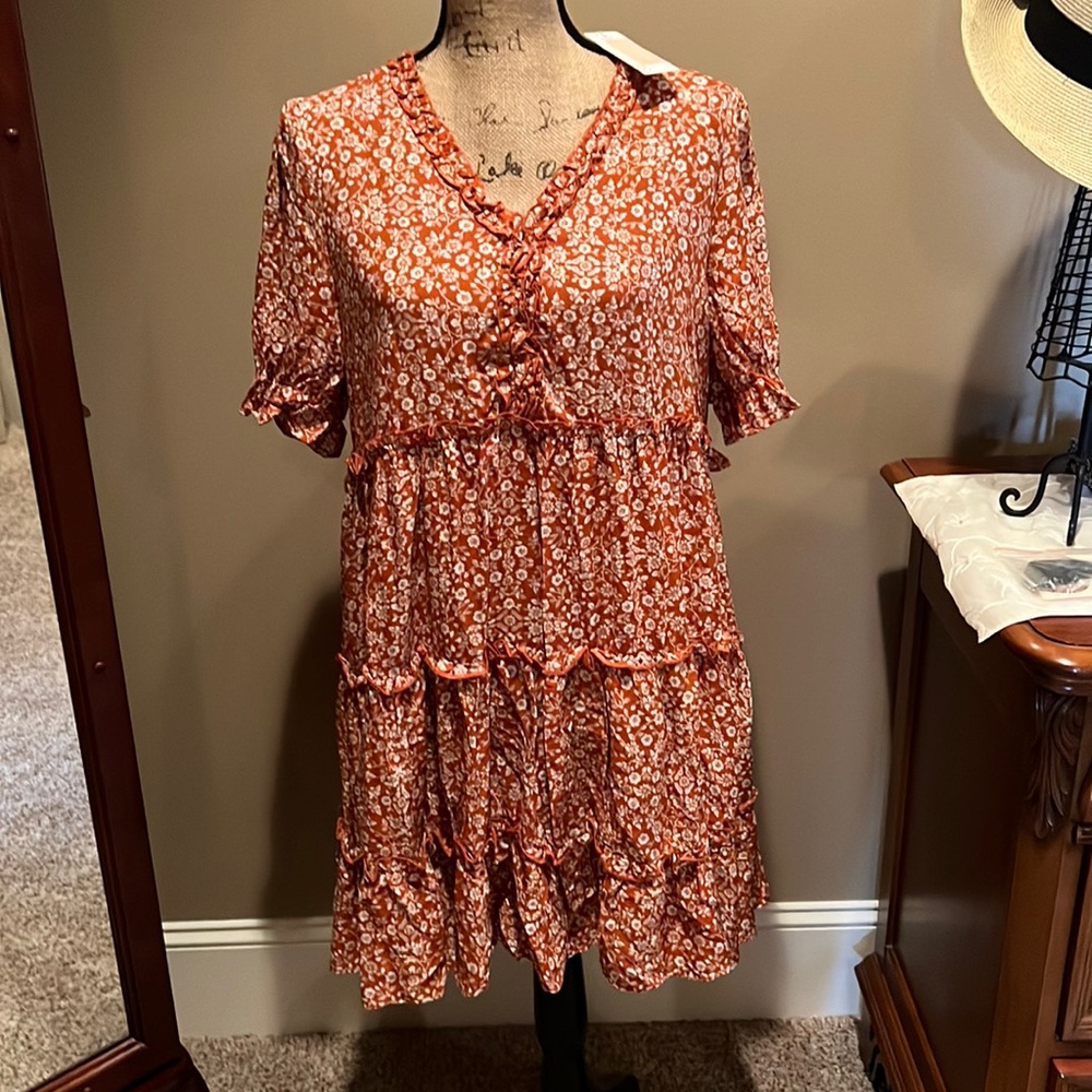 C + D + M CDM BOUTIQUE WOMENS DRESS IN SZ L…NWT…SLIGHTLY LONGER IN BACK..SO CUTE